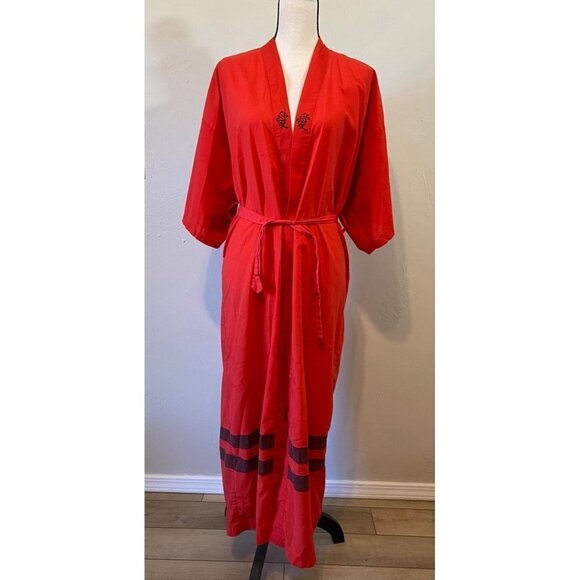 Vintage Imperial Fashion House Robe Kimono Duster Chinese Red *SEE MEASUREMENTS - Picture 10 of 10